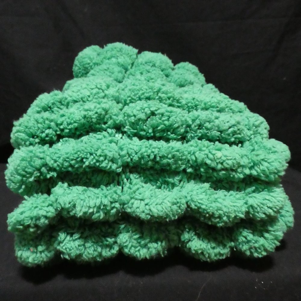 GREEN Plush Fluffy / Fuzzy Knitted Scarf